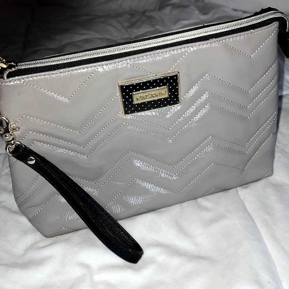 Betsey Johnson EUC Large Cosmetic Pouch